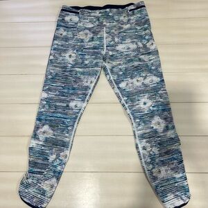 Lululemon leggings size 10
